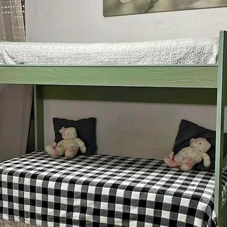 House Maximum Apartment Наполи Екстериор снимка